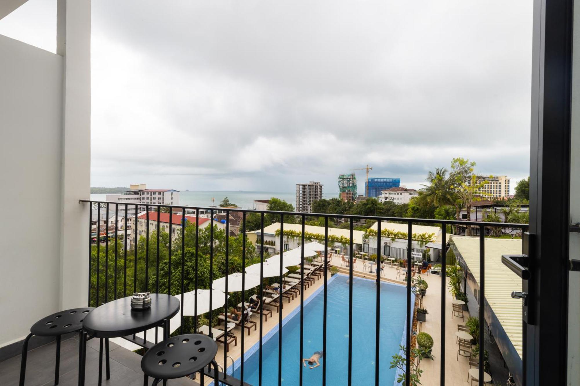 Onederz Sihanoukville - 10 Mins Walk From The Tourism Pier 객실 사진
